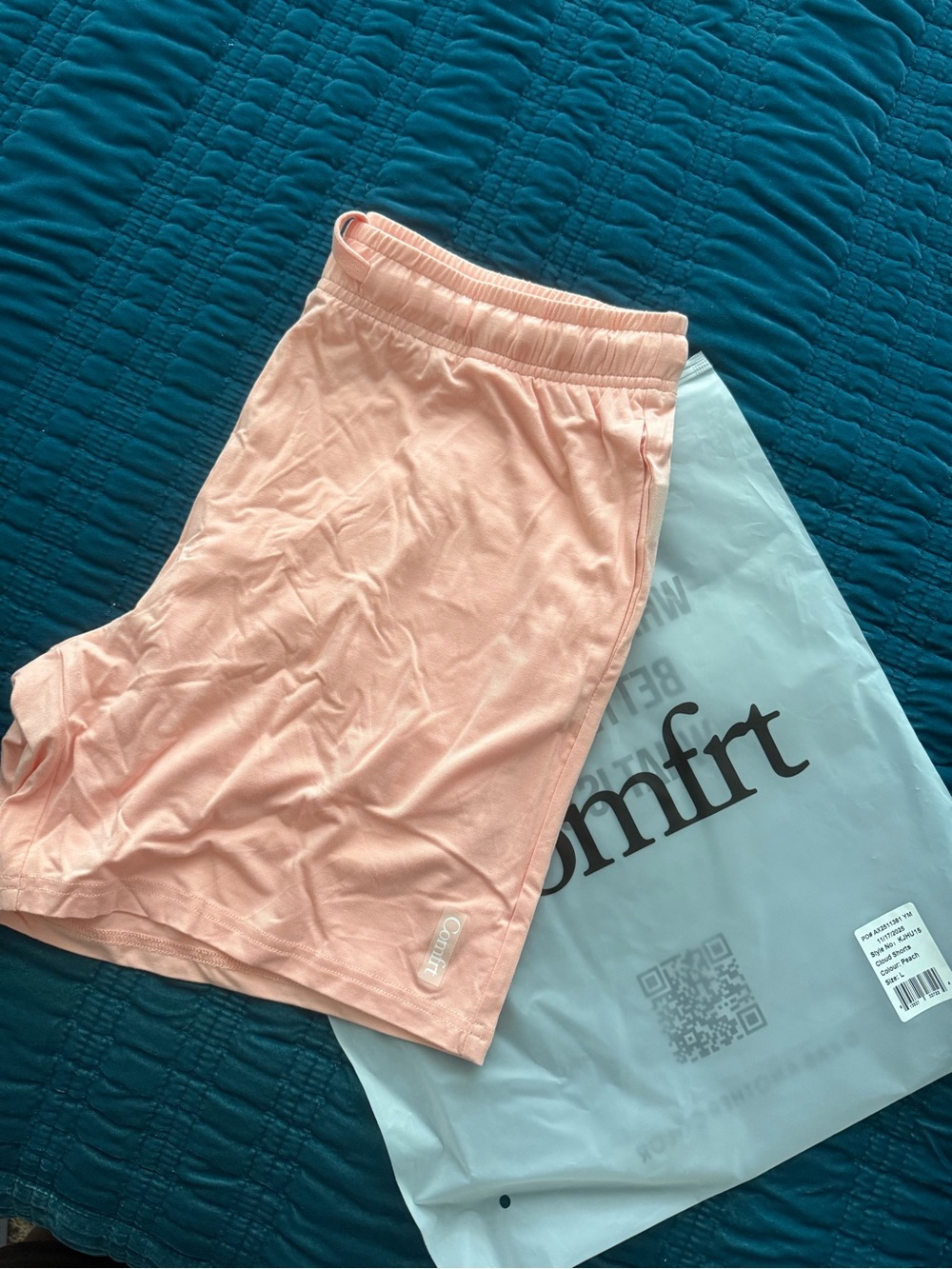 Comfrt Cloud Lounge Shorts - Picture 3 of 3